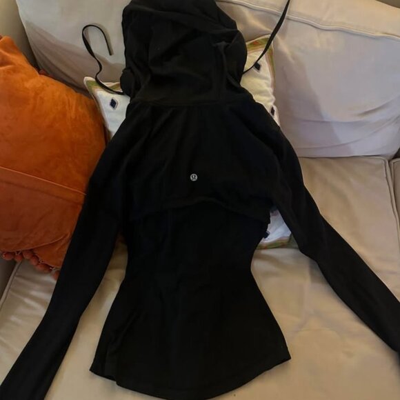 Lululemon Hooded Define Jacket - Size 2 - Picture 3 of 3